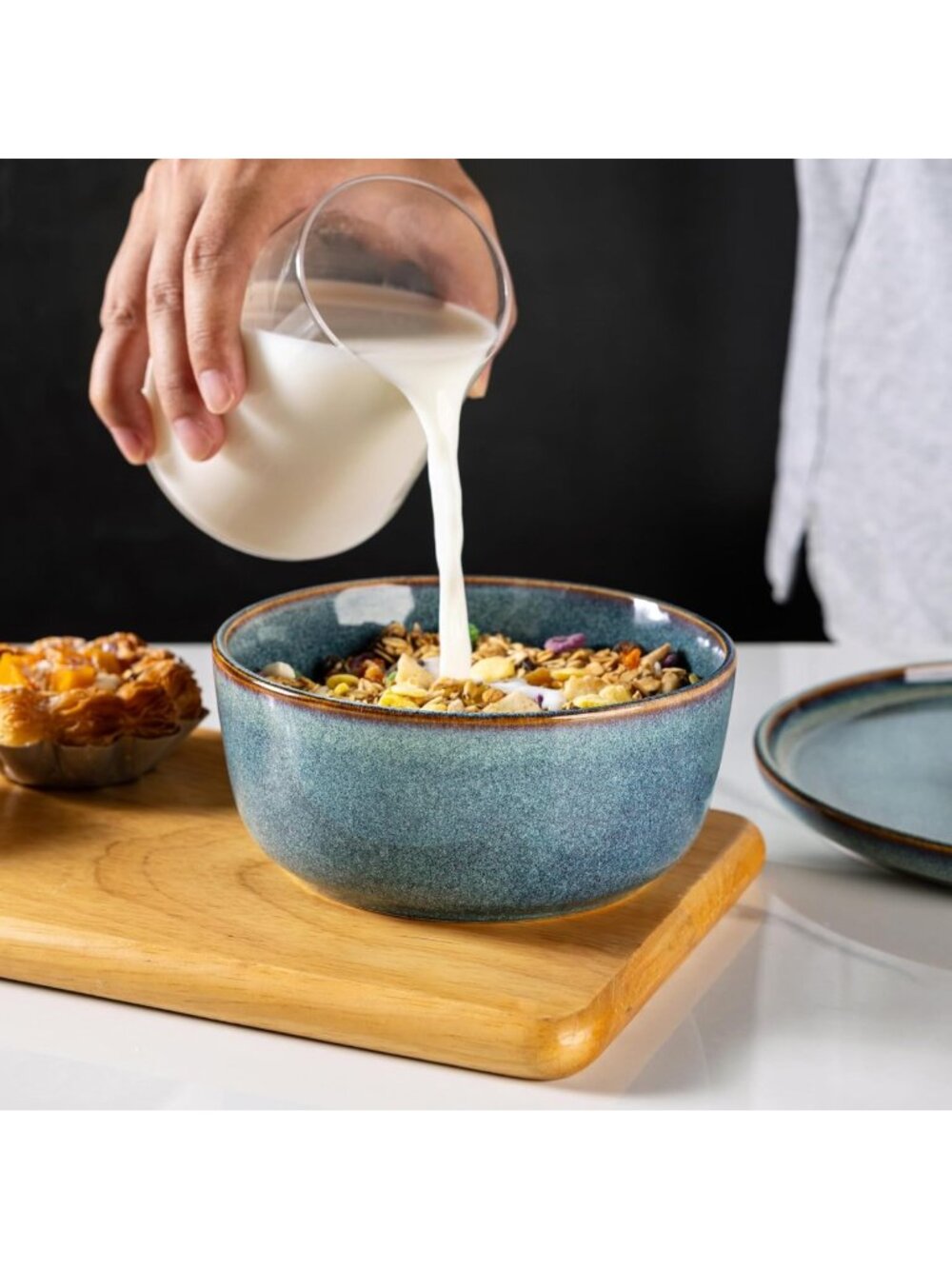 Set of 6 Stoneware Cereal & Soup Bowls, 26oz, Dishwasher & Microwave Safe - Picture 4 of 7